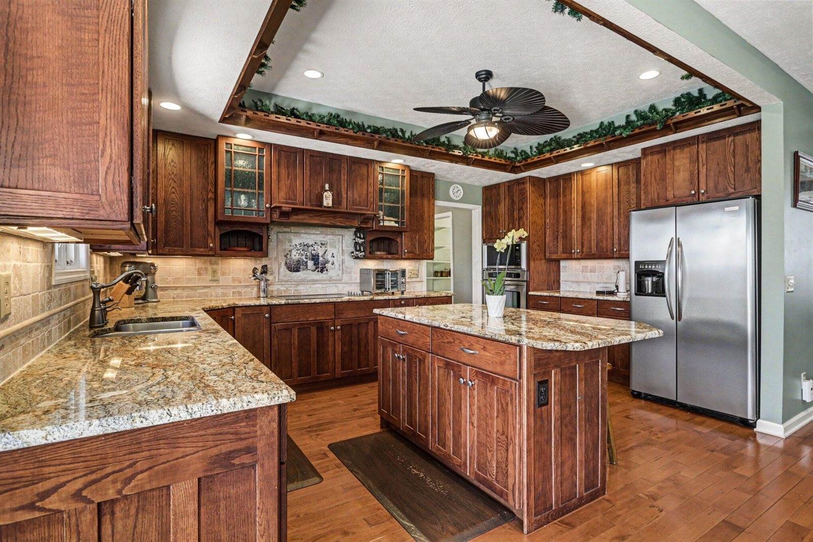 1855 Spring Valley Road, London, OH 43140