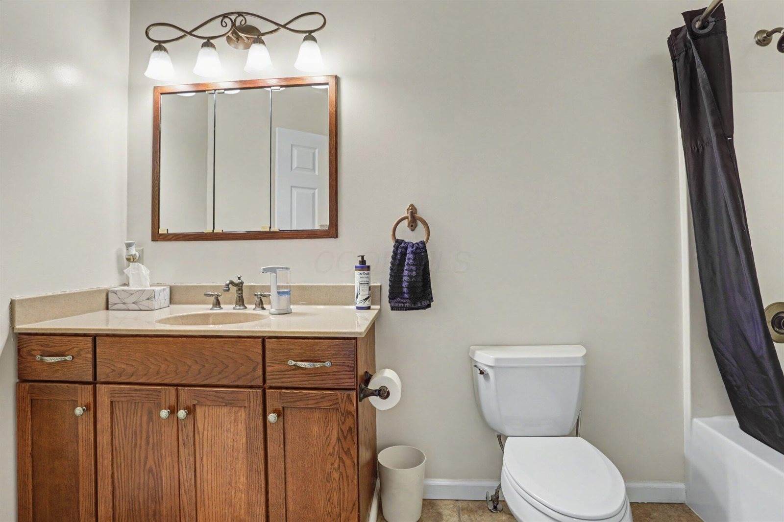 1855 Spring Valley Road, London, OH 43140