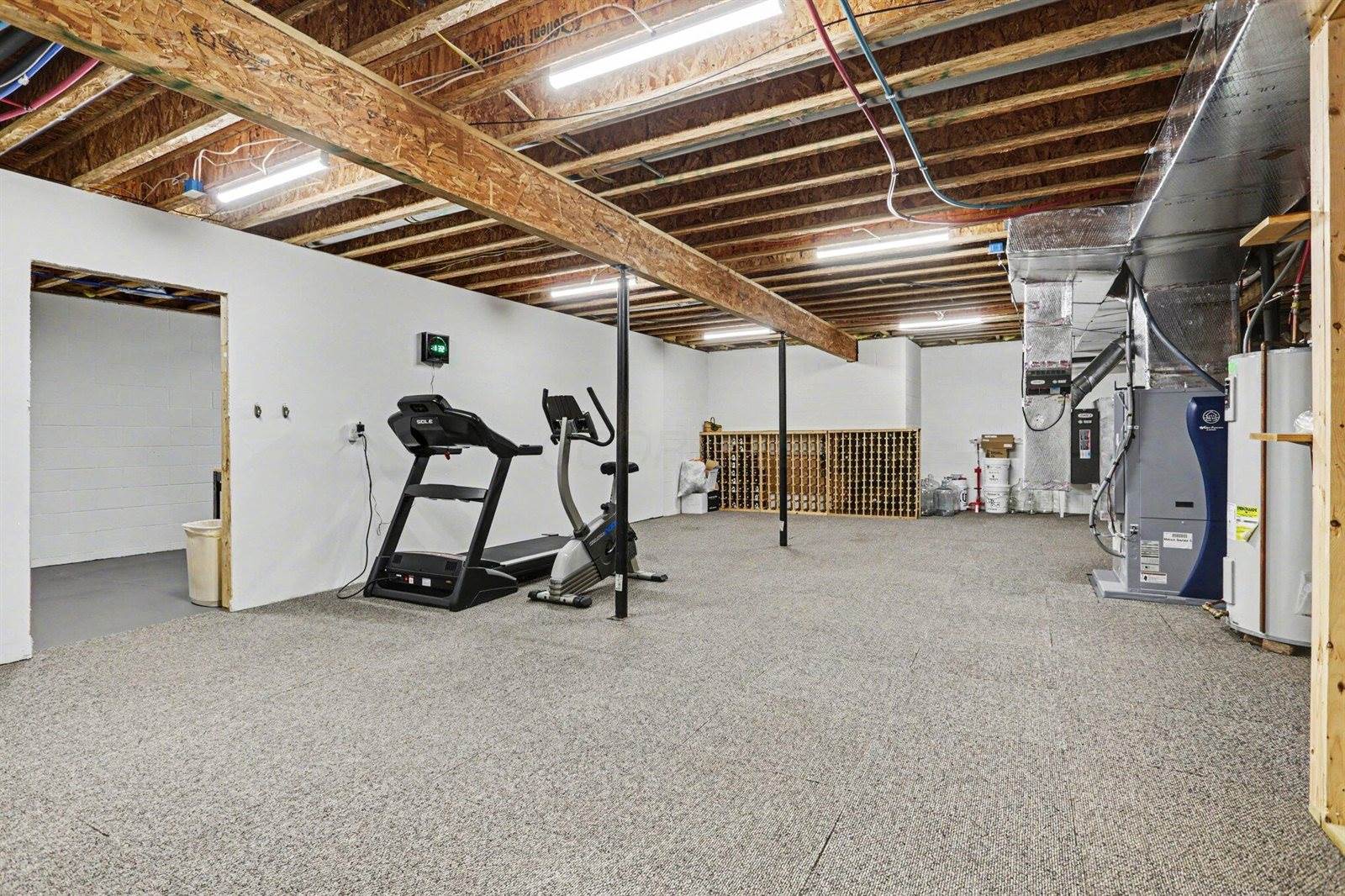 1855 Spring Valley Road, London, OH 43140