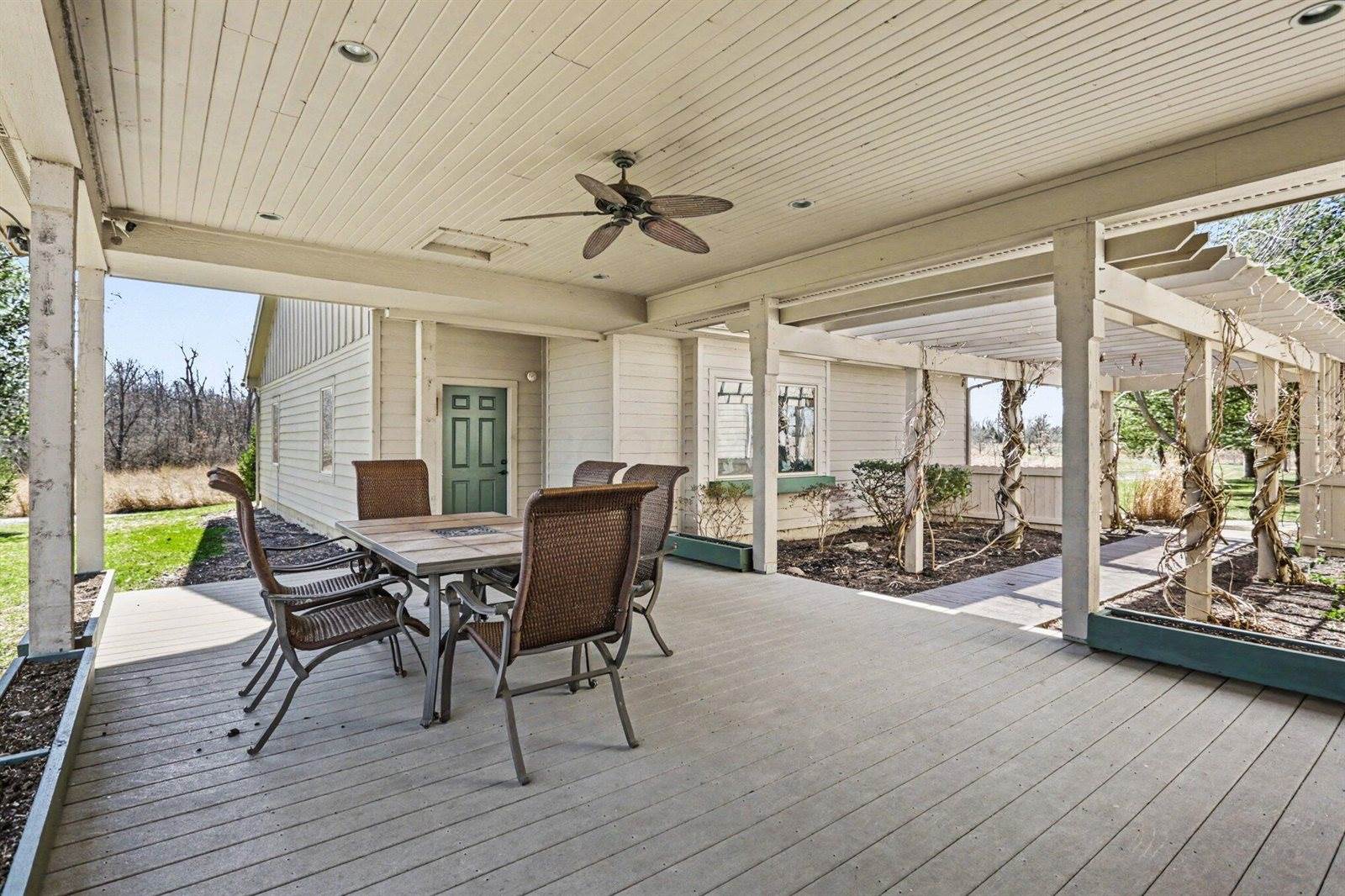 1855 Spring Valley Road, London, OH 43140