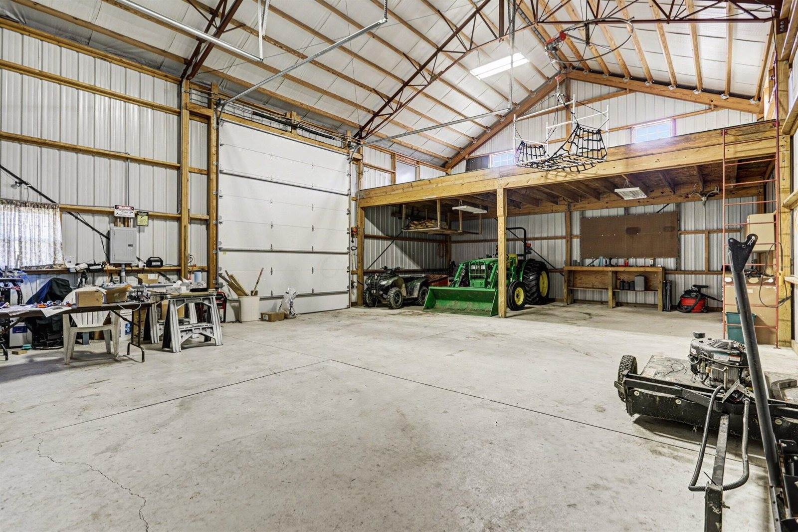 1855 Spring Valley Road, London, OH 43140