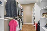 1855 Spring Valley Road, London, OH 43140