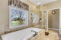 1855 Spring Valley Road, London, OH 43140