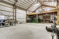 1855 Spring Valley Road, London, OH 43140