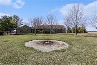 1855 Spring Valley Road, London, OH 43140