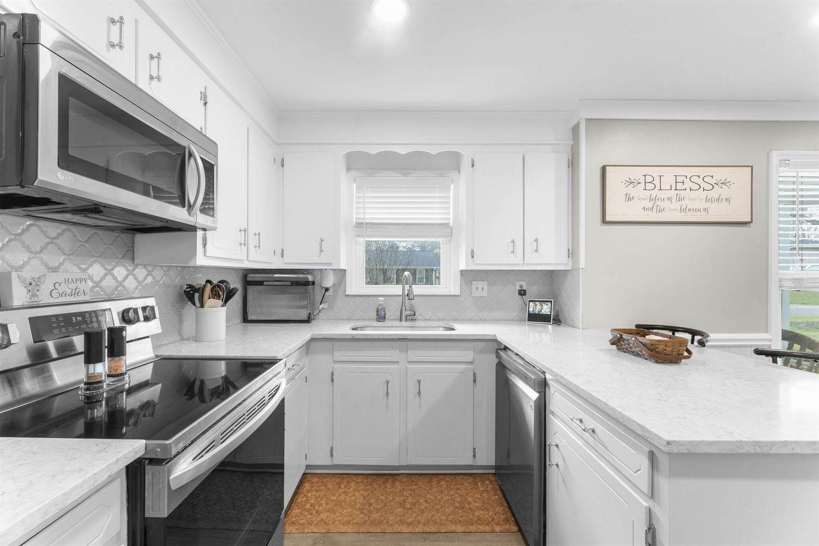 411 Indian Drive, Summerville, SC 29486