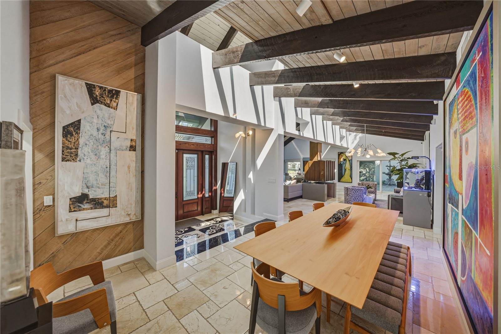 1200 45TH Avenue North, Saint Petersburg, FL 33703