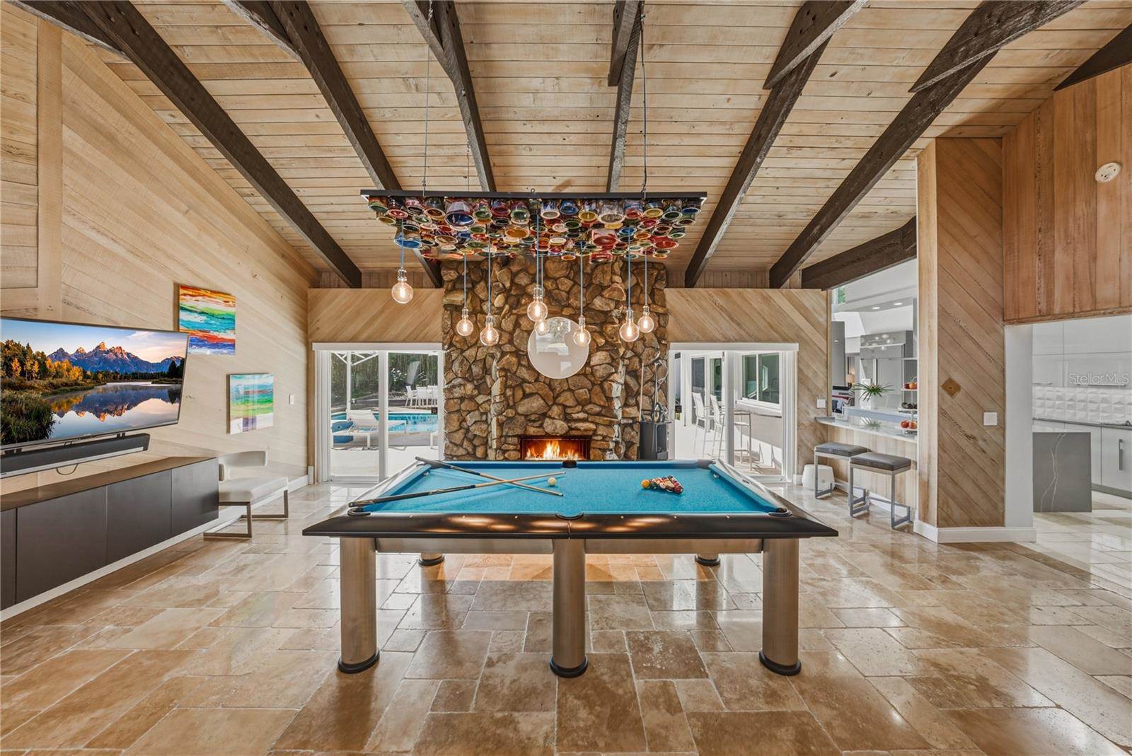 1200 45TH Avenue North, Saint Petersburg, FL 33703