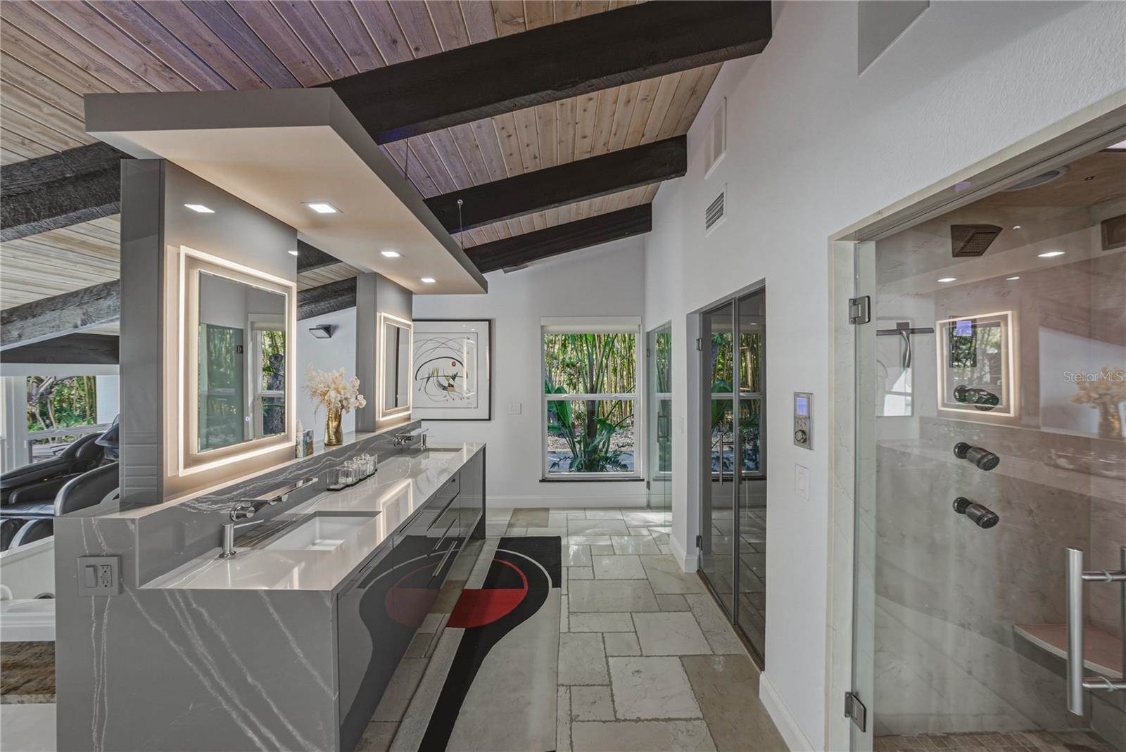 1200 45TH Avenue North, Saint Petersburg, FL 33703