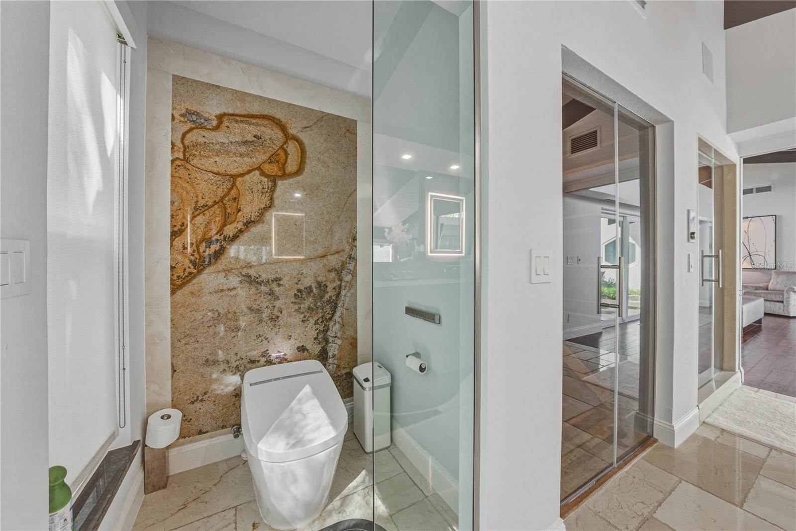 1200 45TH Avenue North, Saint Petersburg, FL 33703