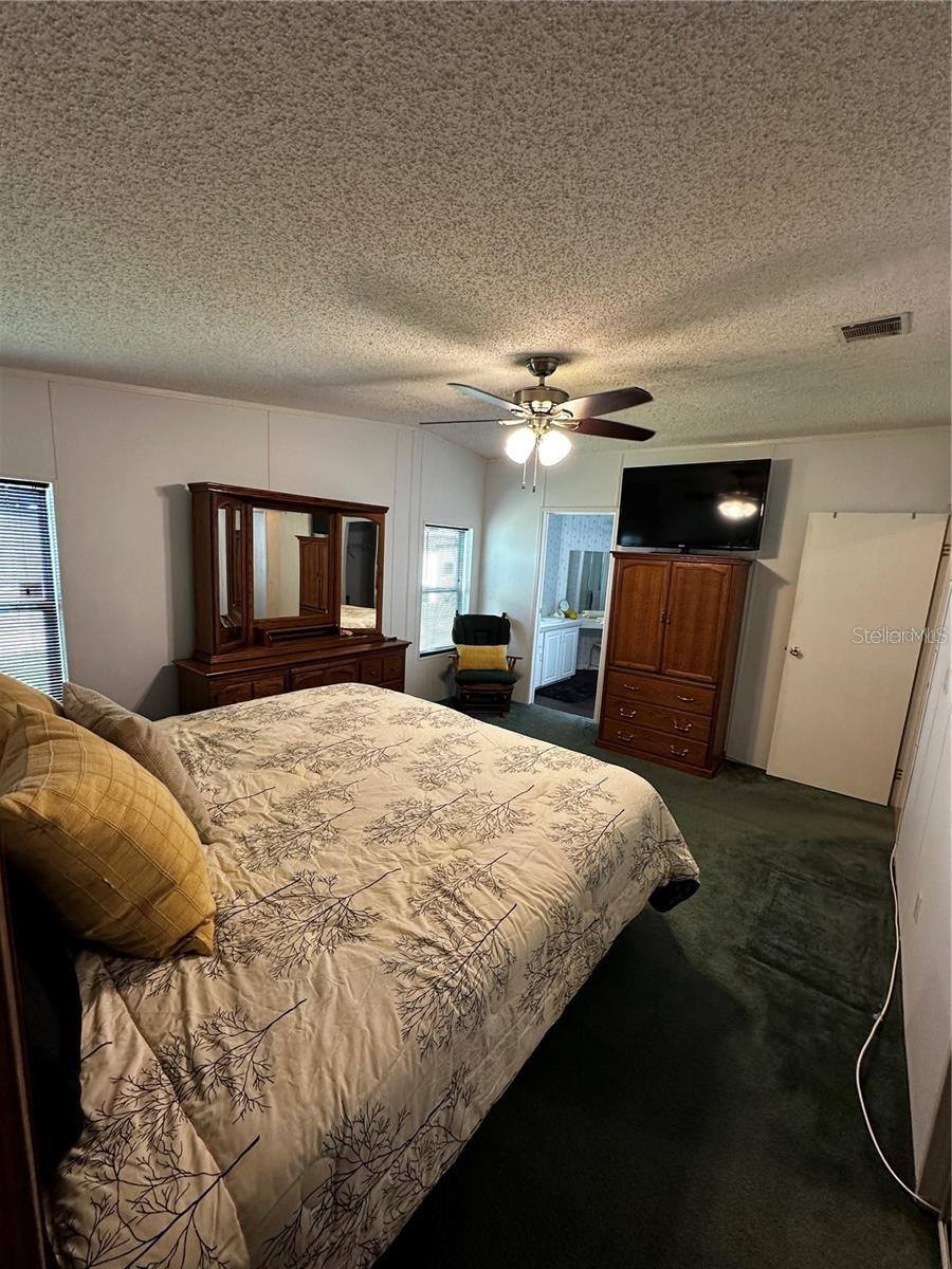 1100 Belcher Road South, #406, Largo, FL 33771