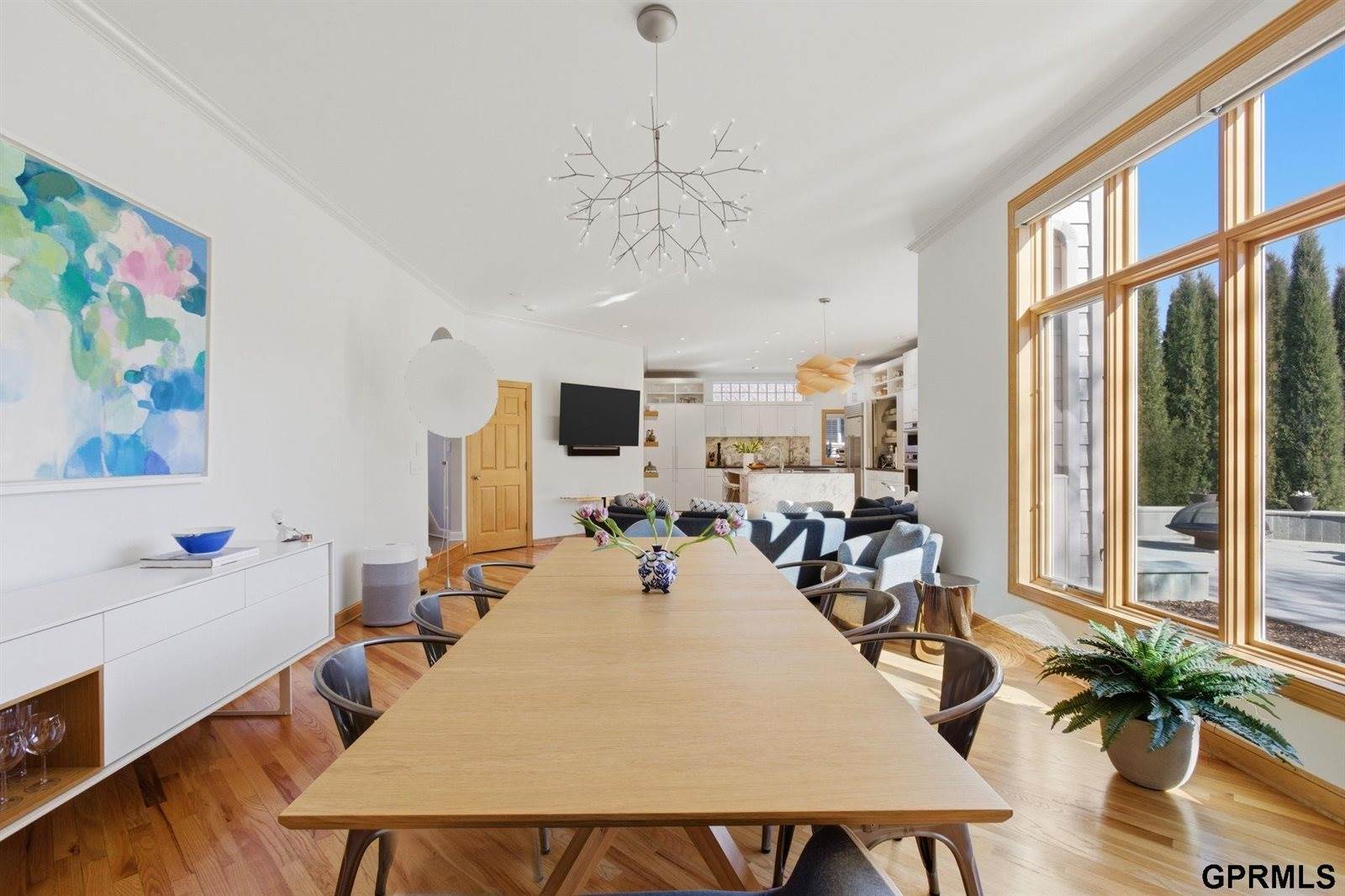 5911 South 119 Plaza, Omaha, NE 68137