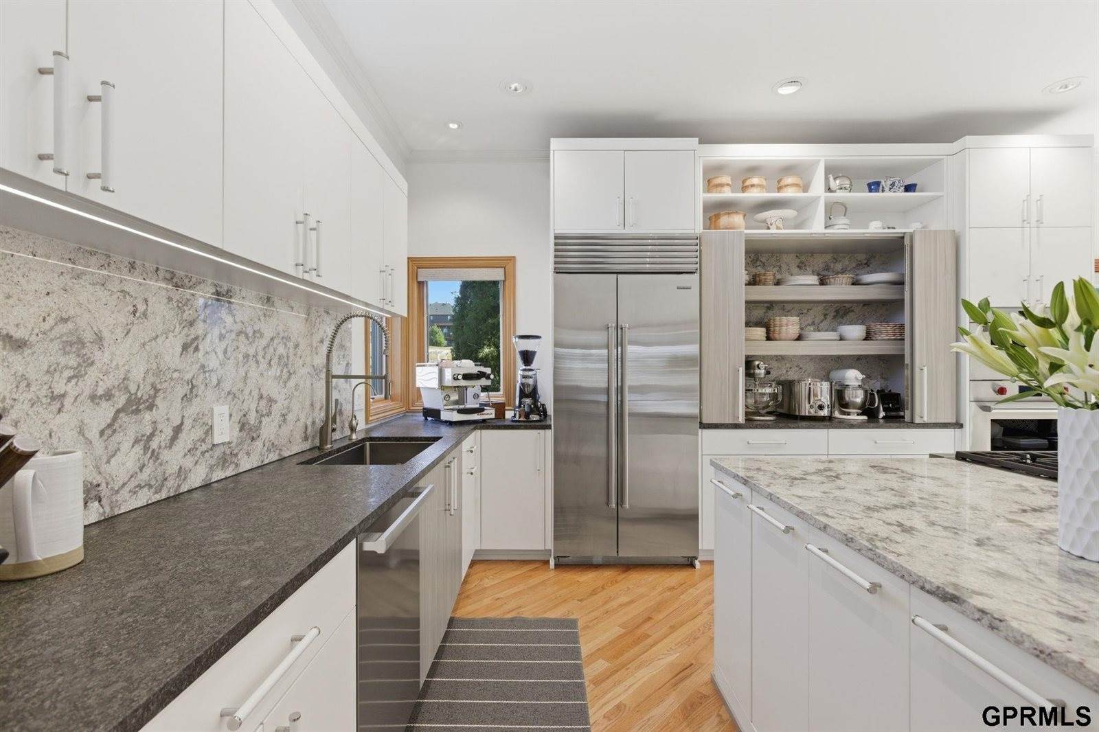 5911 South 119 Plaza, Omaha, NE 68137