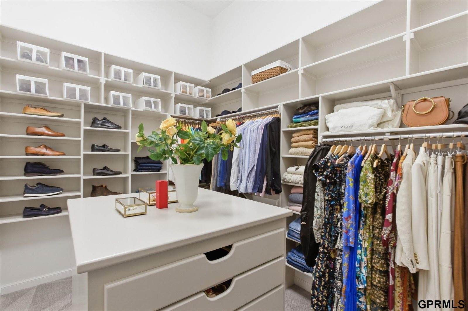 5911 South 119 Plaza, Omaha, NE 68137