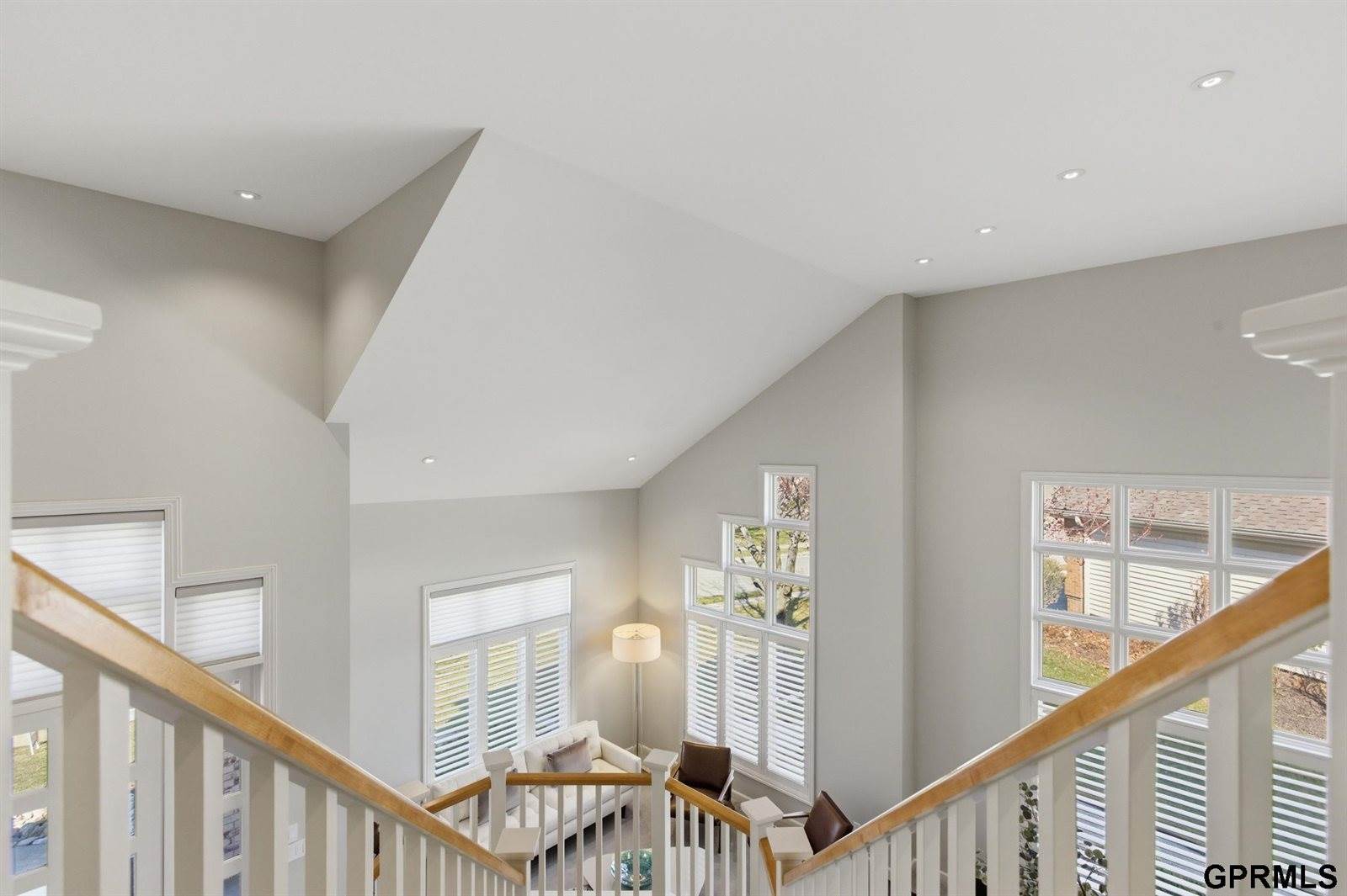 5911 South 119 Plaza, Omaha, NE 68137