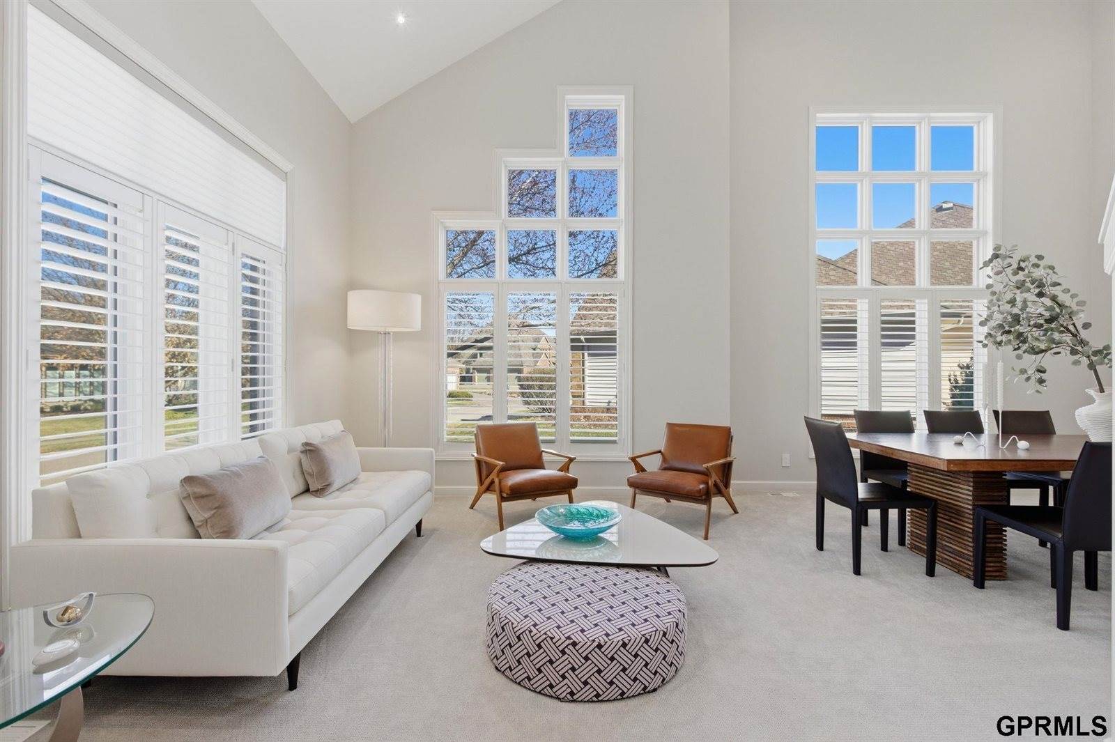 5911 South 119 Plaza, Omaha, NE 68137