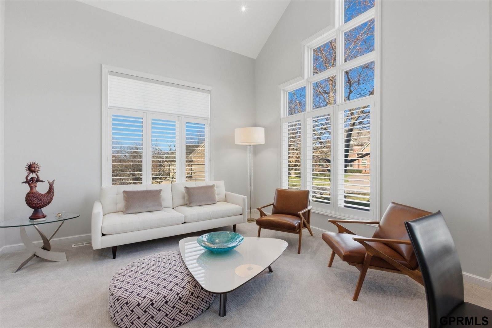 5911 South 119 Plaza, Omaha, NE 68137