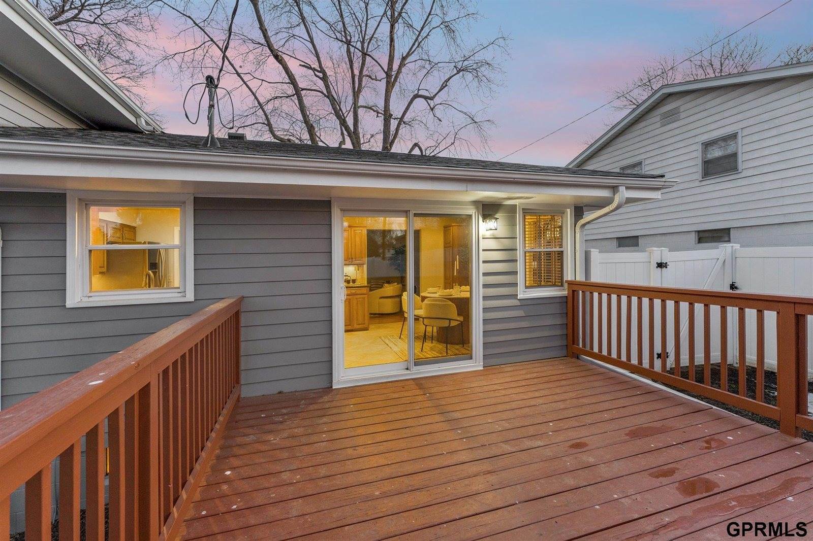 9916 Nina Street, Omaha, NE 68124