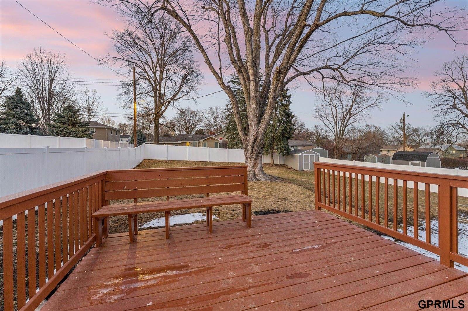 9916 Nina Street, Omaha, NE 68124