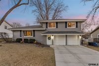 9916 Nina Street, Omaha, NE 68124