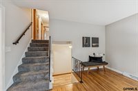 9916 Nina Street, Omaha, NE 68124