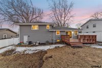 9916 Nina Street, Omaha, NE 68124