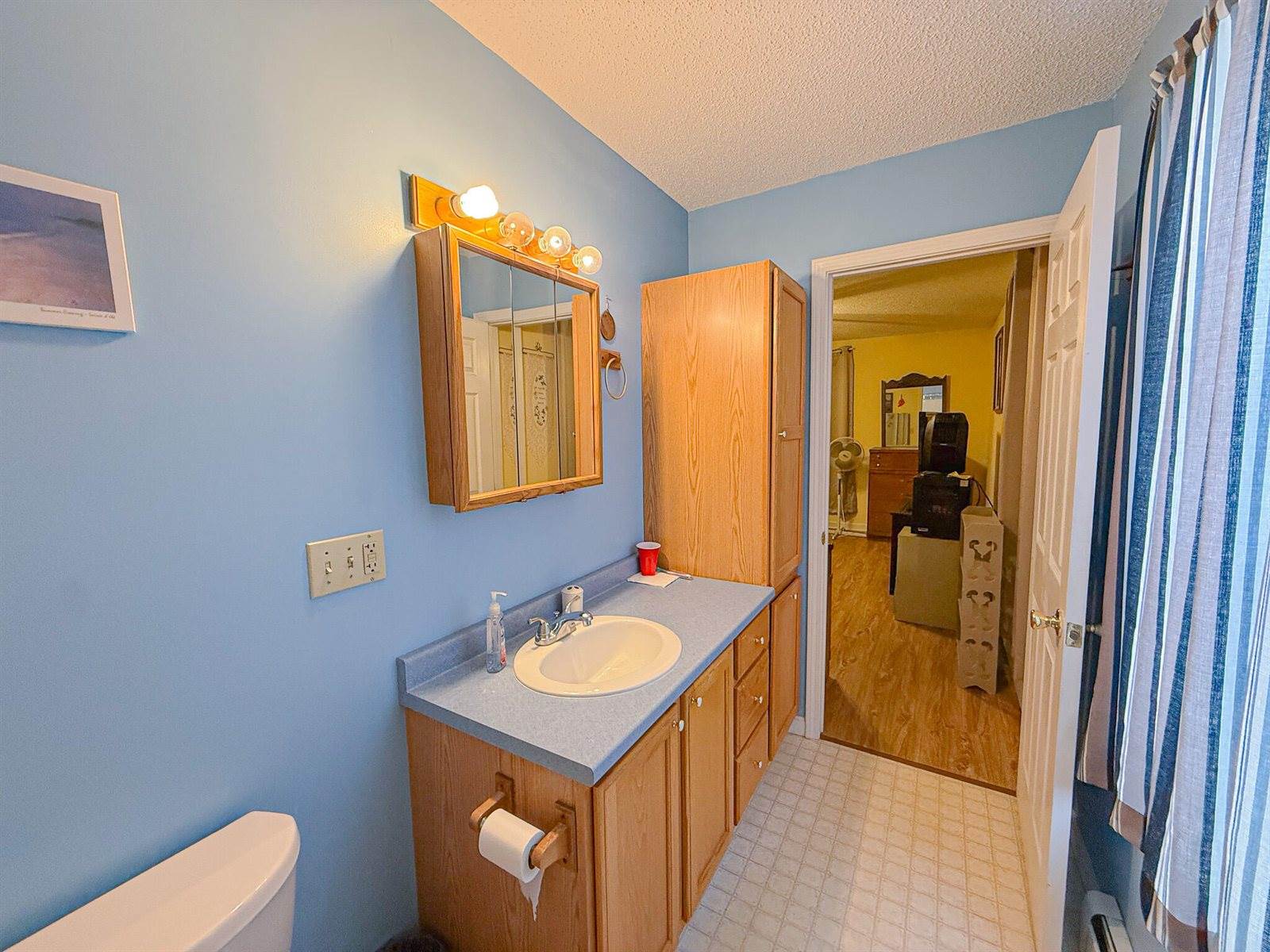 2094 Glenwood Avenue, Hermon, ME 04401