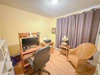 2094 Glenwood Avenue, Hermon, ME 04401