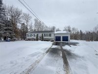 2094 Glenwood Avenue, Hermon, ME 04401