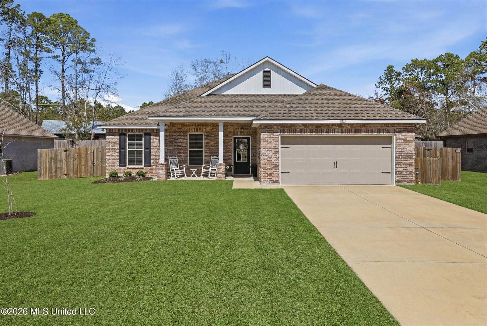 11436 Memphis Circle, Ocean Springs, MS 39564