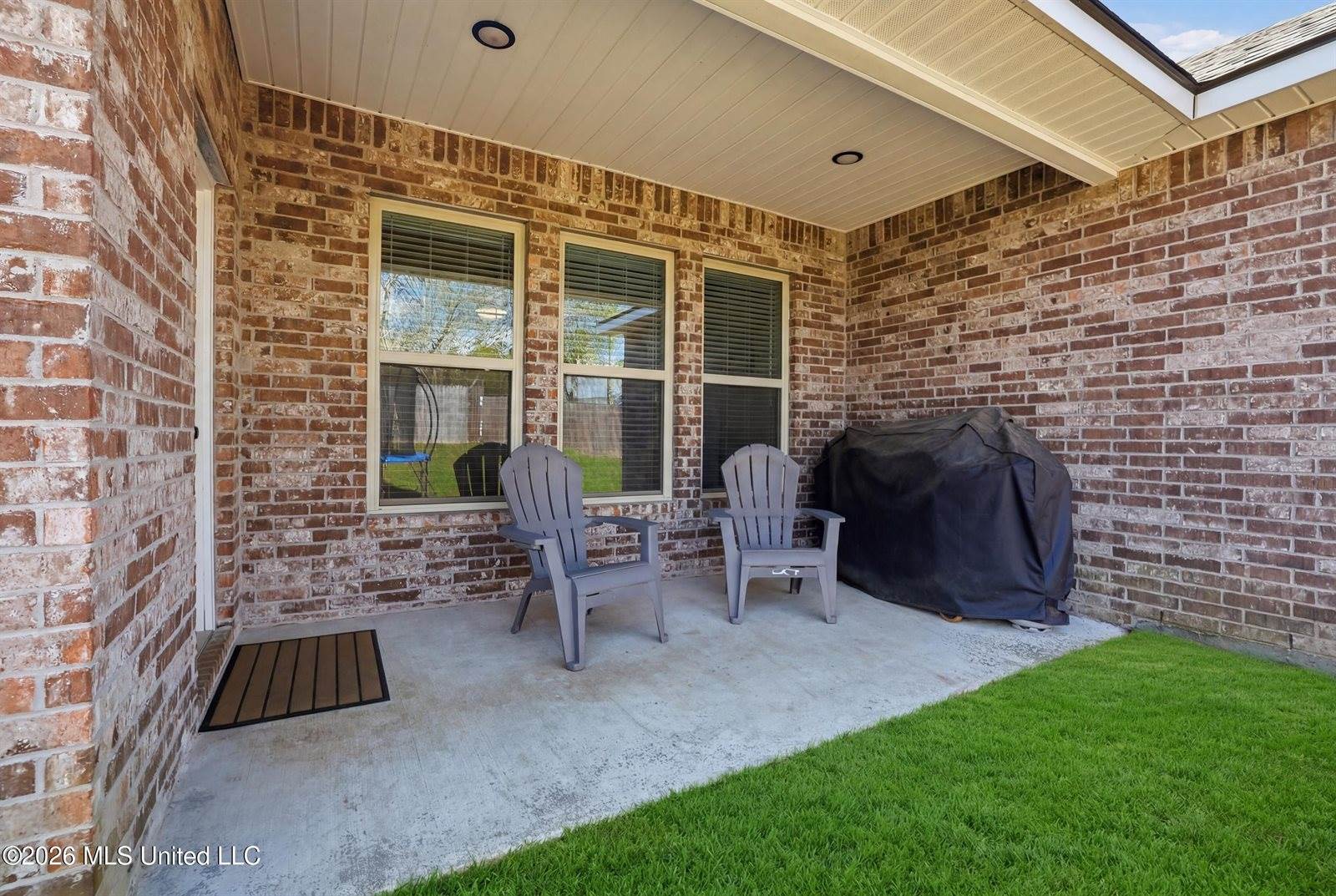 11436 Memphis Circle, Ocean Springs, MS 39564