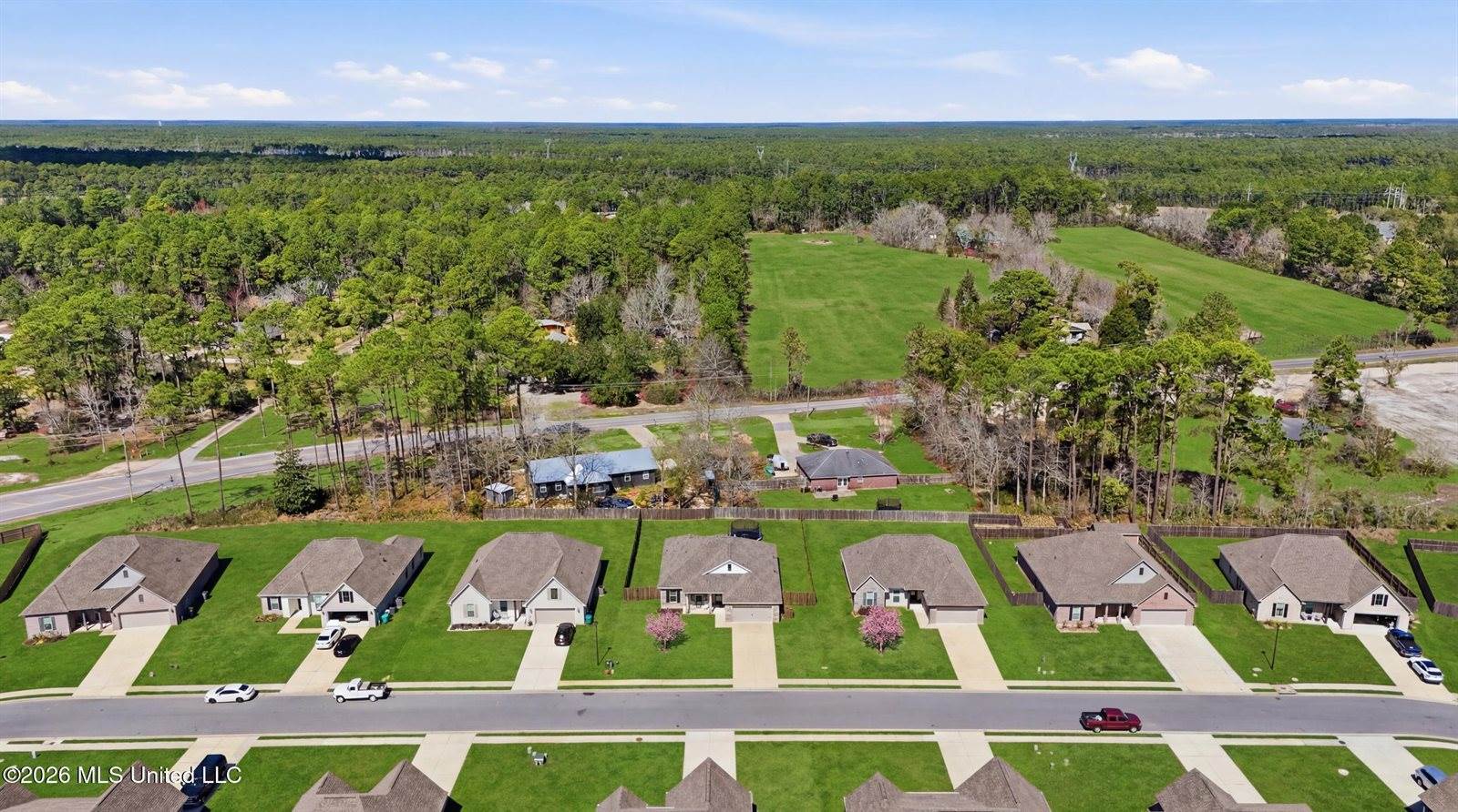 11436 Memphis Circle, Ocean Springs, MS 39564