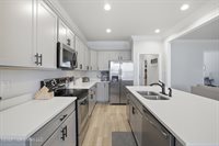 11436 Memphis Circle, Ocean Springs, MS 39564