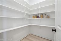 11436 Memphis Circle, Ocean Springs, MS 39564