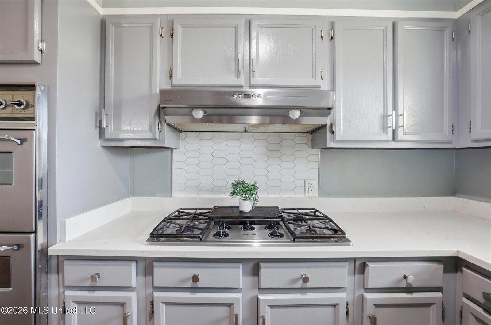 726 Sharon Hills Drive, Biloxi, MS 39532