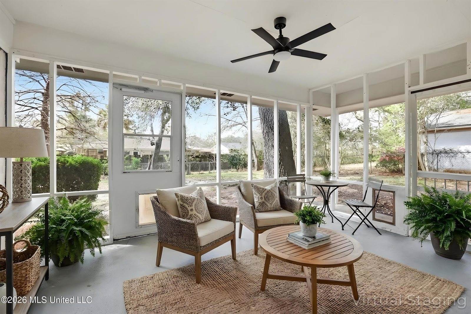 726 Sharon Hills Drive, Biloxi, MS 39532