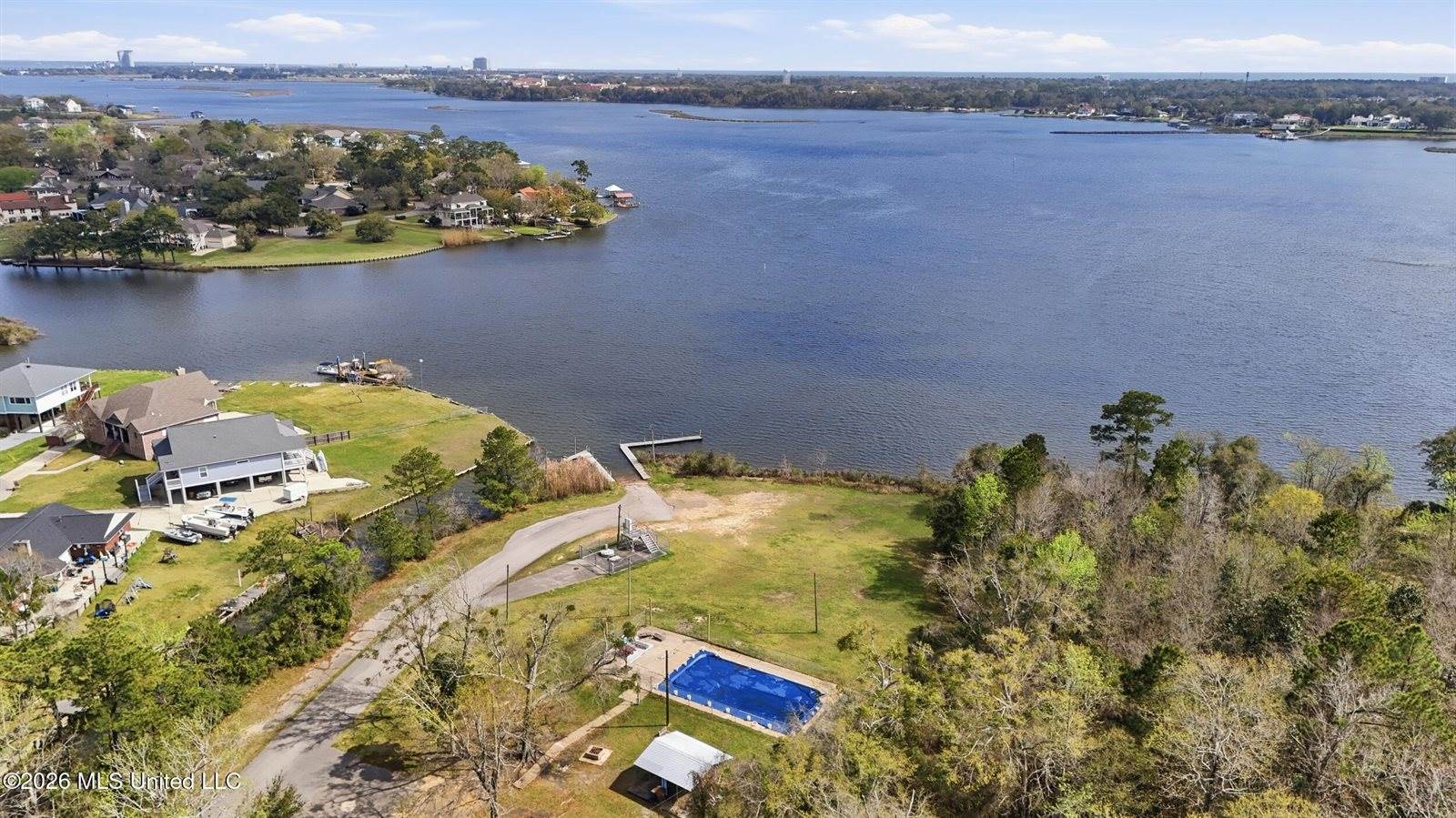 726 Sharon Hills Drive, Biloxi, MS 39532