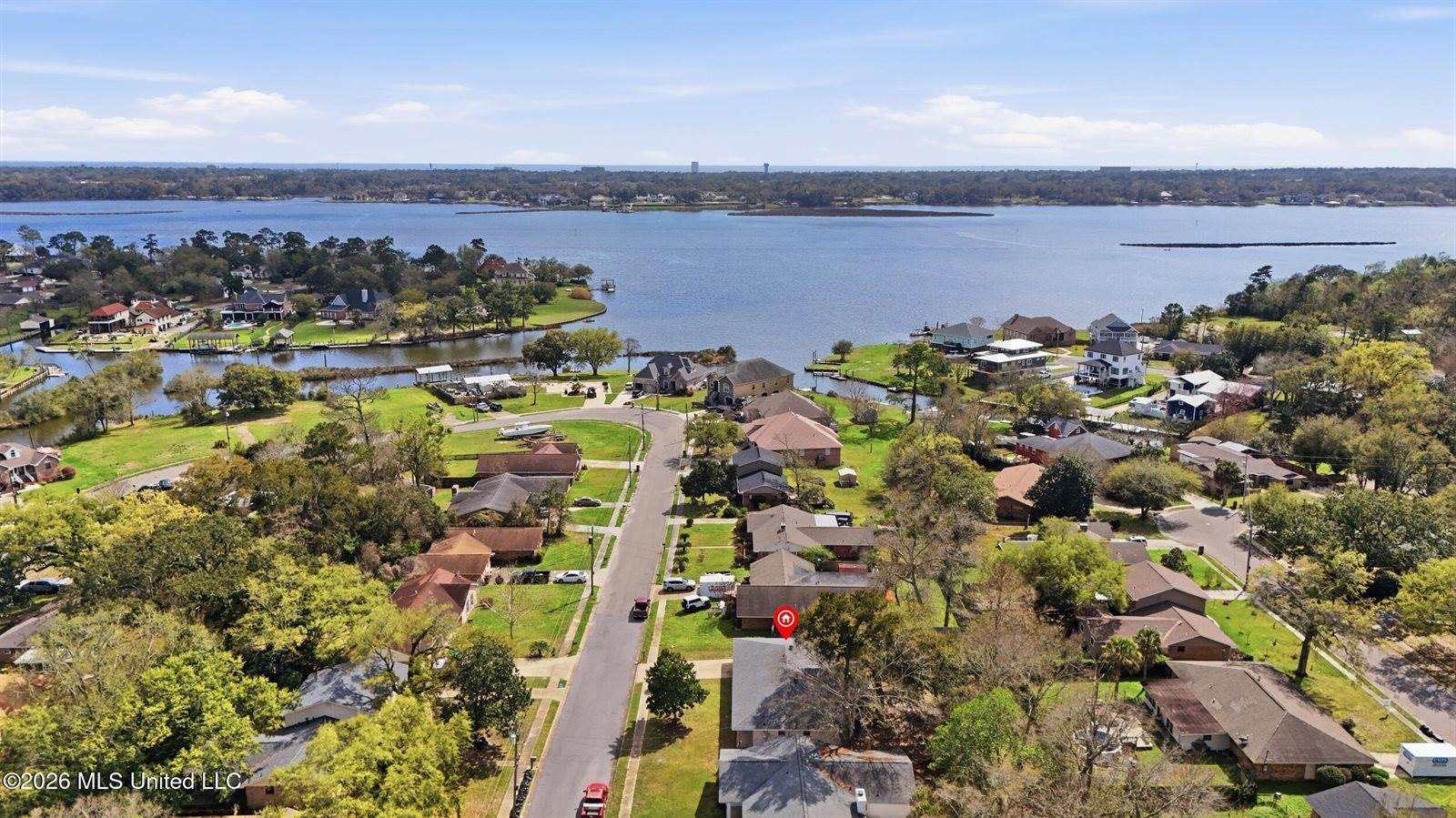 726 Sharon Hills Drive, Biloxi, MS 39532