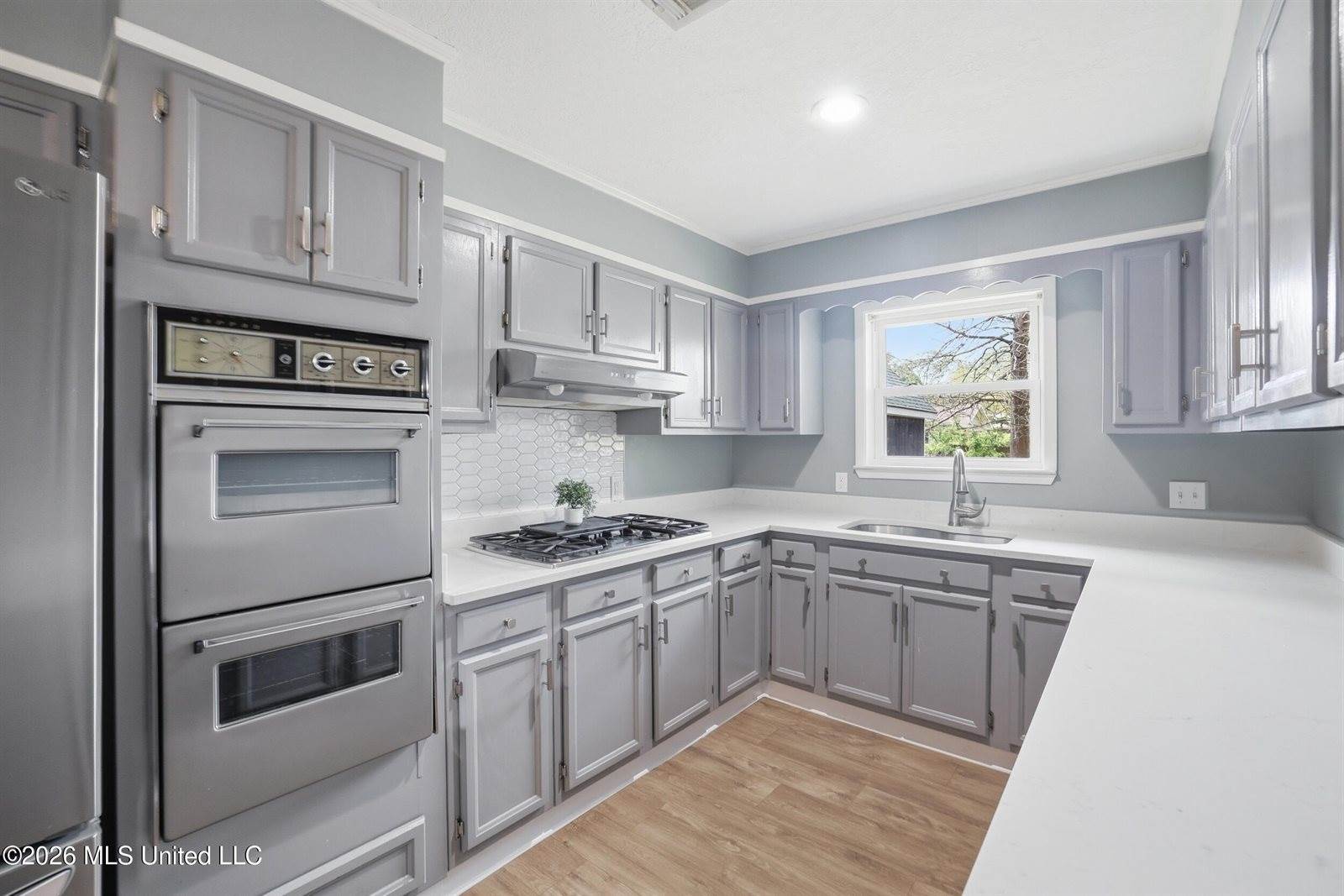 726 Sharon Hills Drive, Biloxi, MS 39532