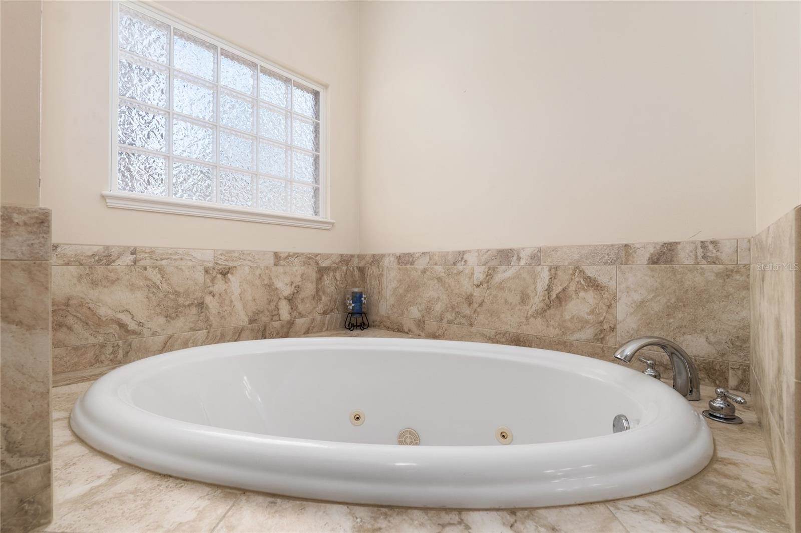 8031 SW 72ND Place, Gainesville, FL 32608