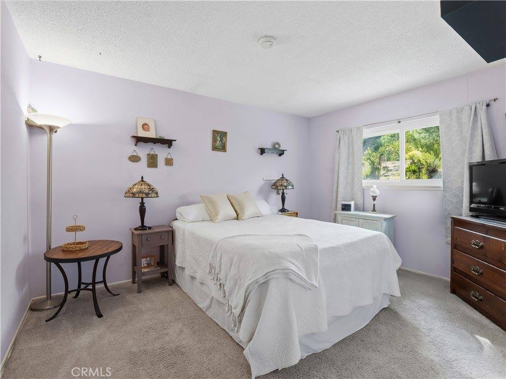 27015 Las Mananitas, Valencia, CA 91354