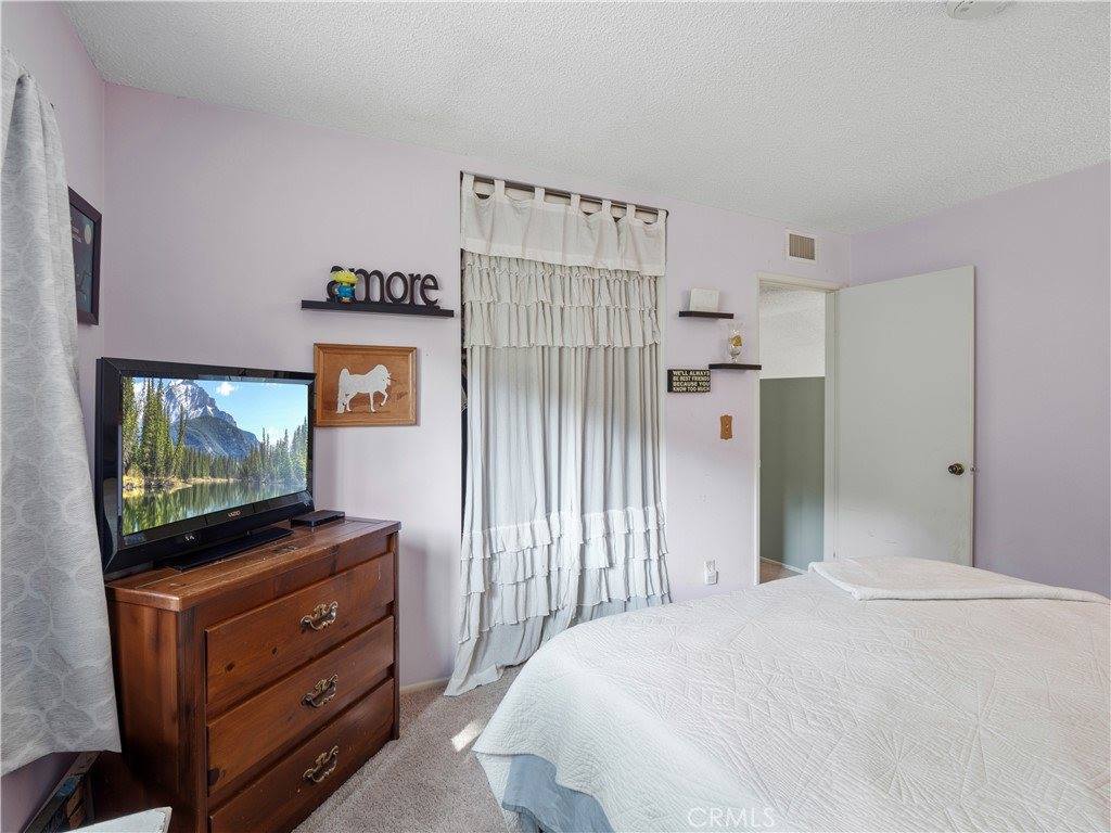 27015 Las Mananitas, Valencia, CA 91354