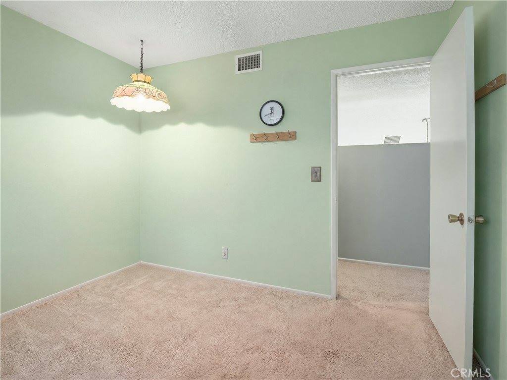 27015 Las Mananitas, Valencia, CA 91354