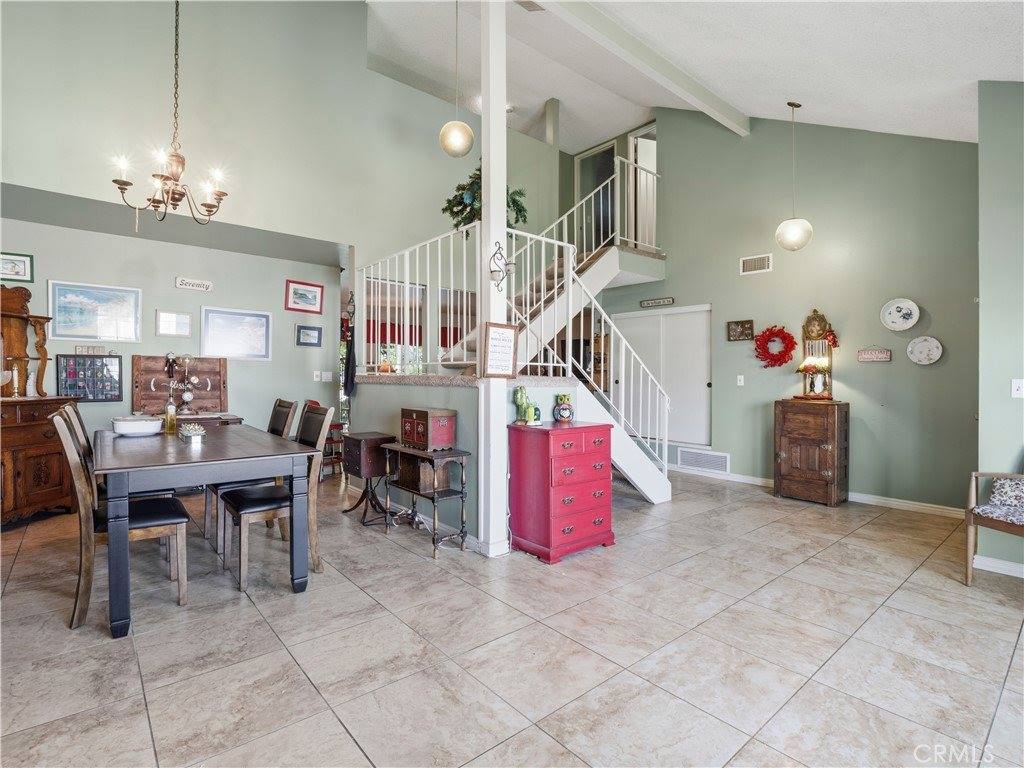 27015 Las Mananitas, Valencia, CA 91354