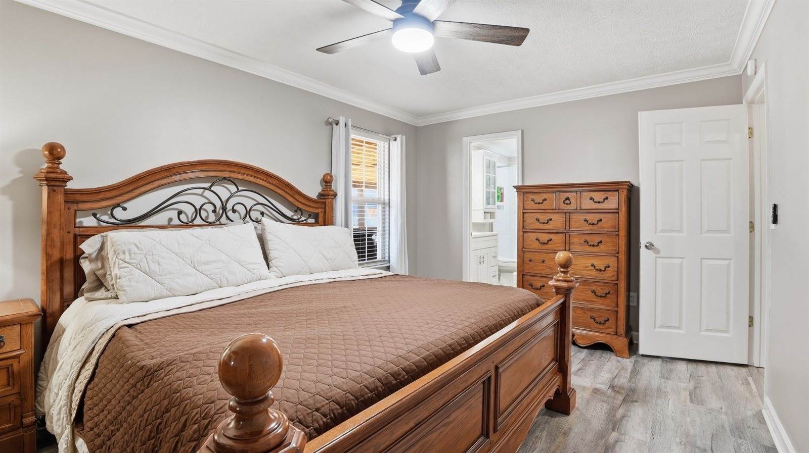 32 McGee Rd, McMinnville, TN 37110