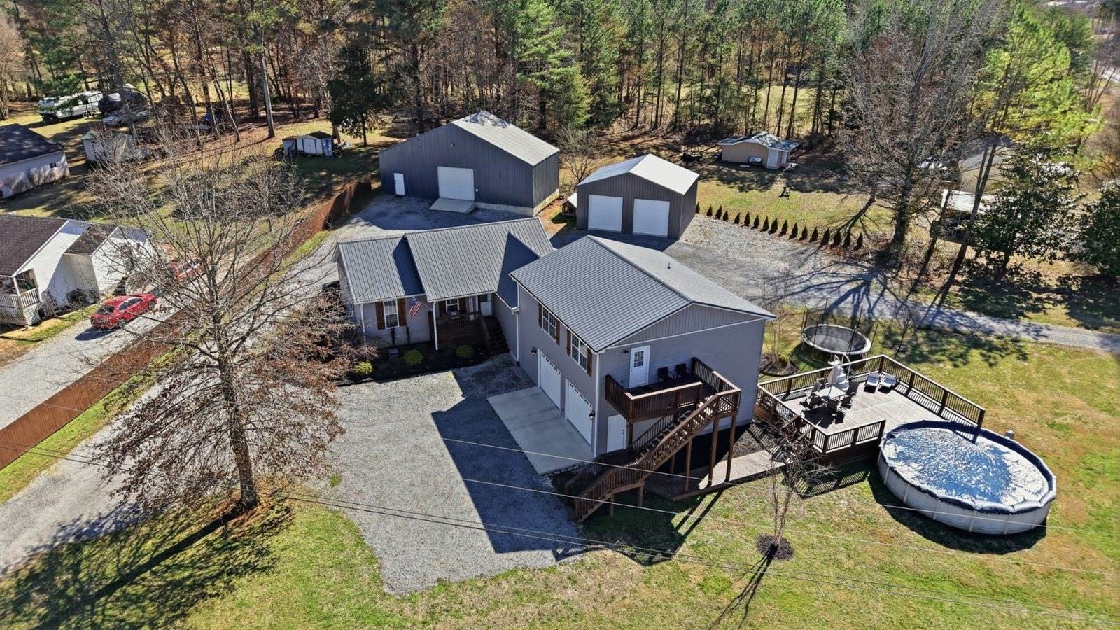 32 McGee Rd, McMinnville, TN 37110