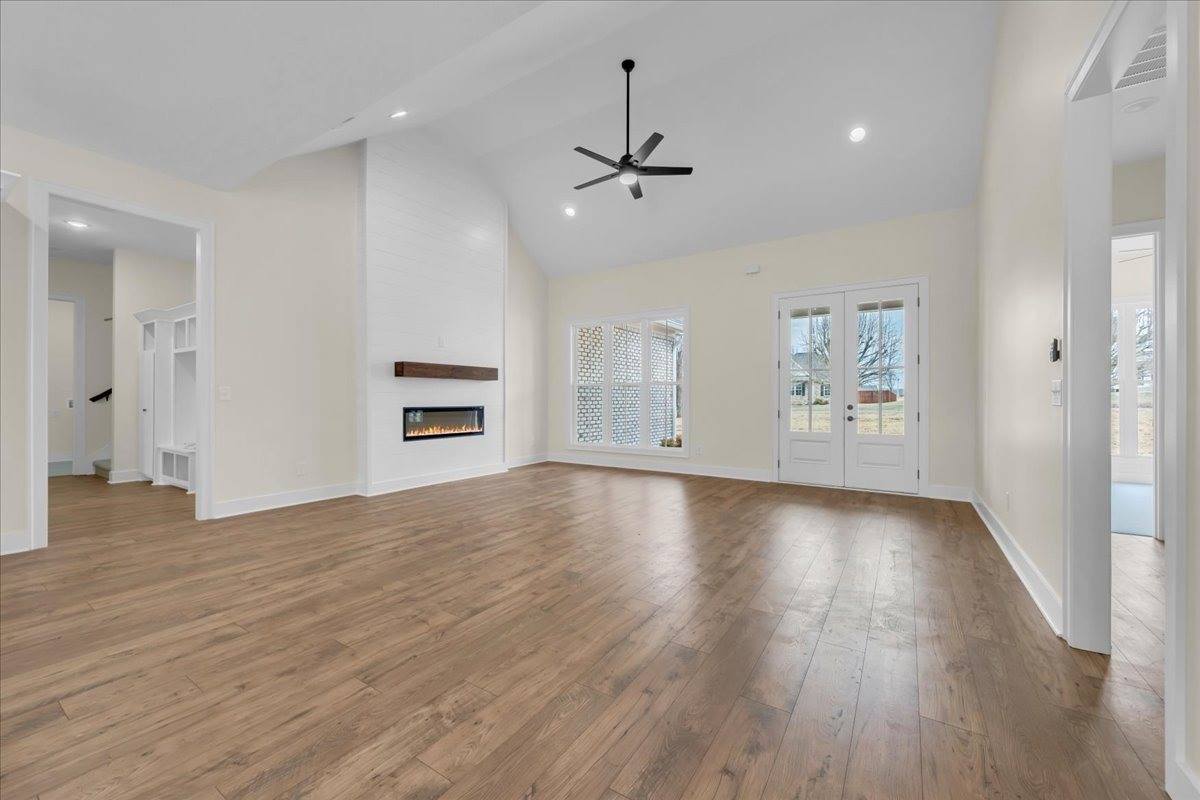 83 Hickory Grove Dr, Morrison, TN 37357