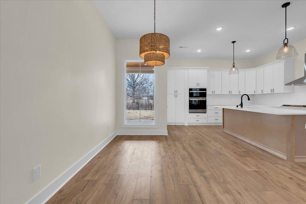 83 Hickory Grove Dr, Morrison, TN 37357