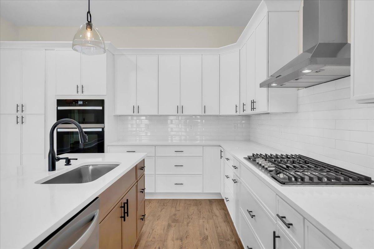 83 Hickory Grove Dr, Morrison, TN 37357