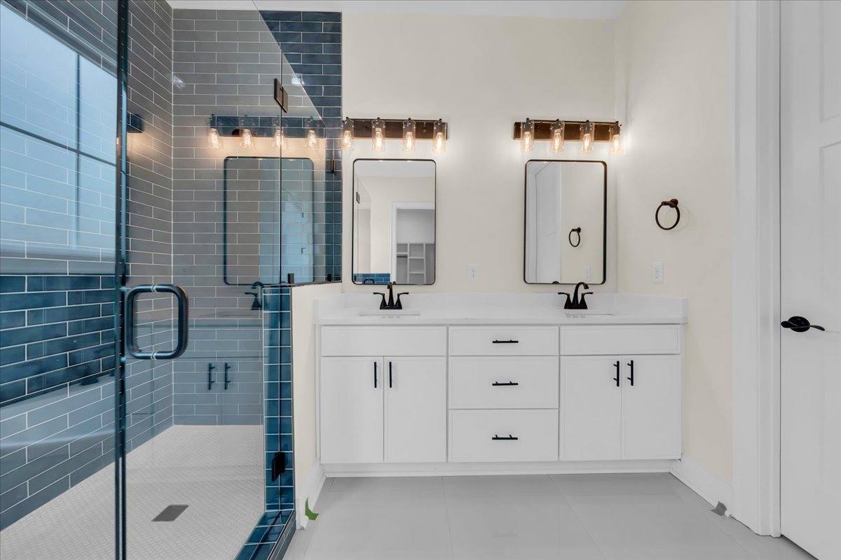 83 Hickory Grove Dr, Morrison, TN 37357